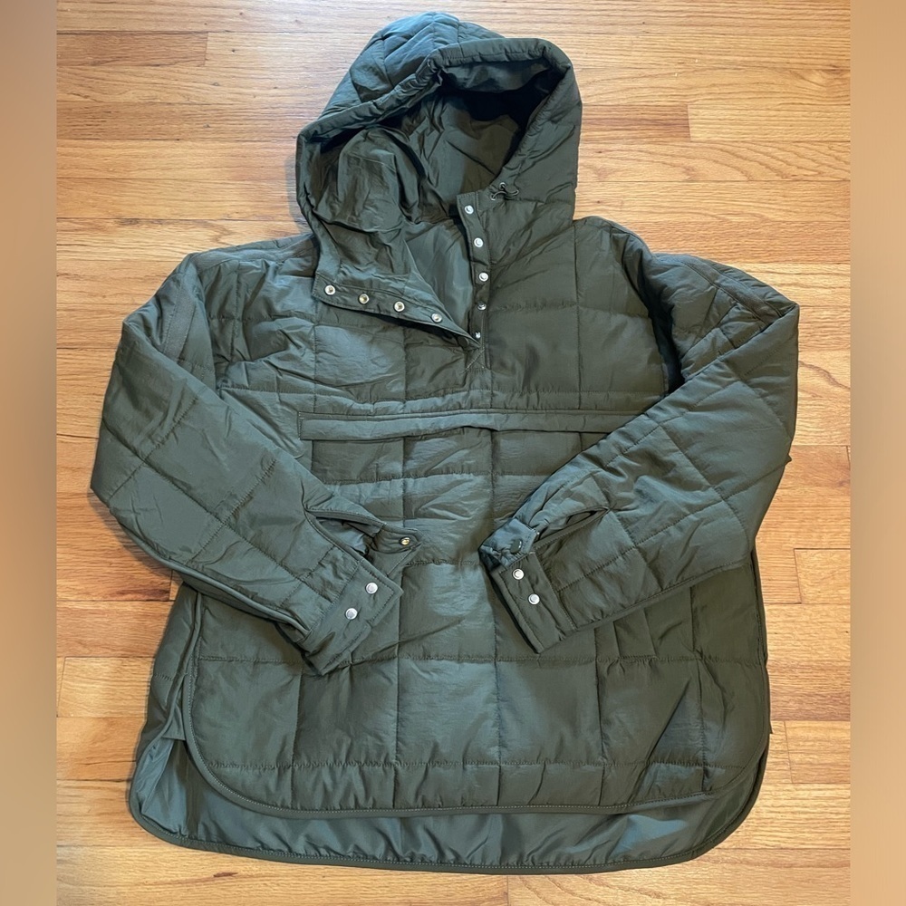 NWOT Olive green women’s jacket